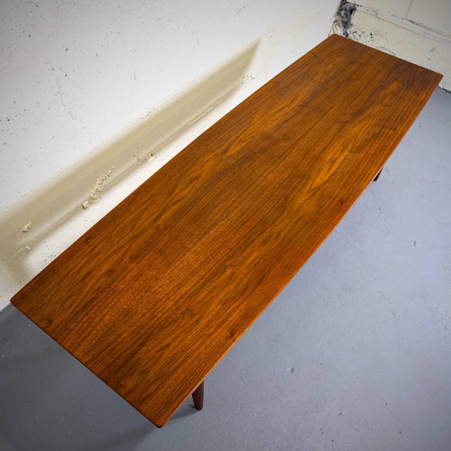 Mid century modern surfboard teak coffee table — photograph 5 of 6