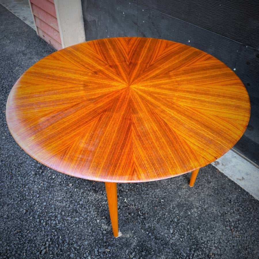 Mid century modern teak sunburst coffee table — photograph 5 of 5