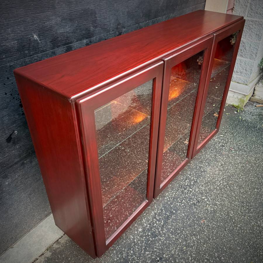 Mid century modern rosewood and glass shelving unit — photograph 5 of 6