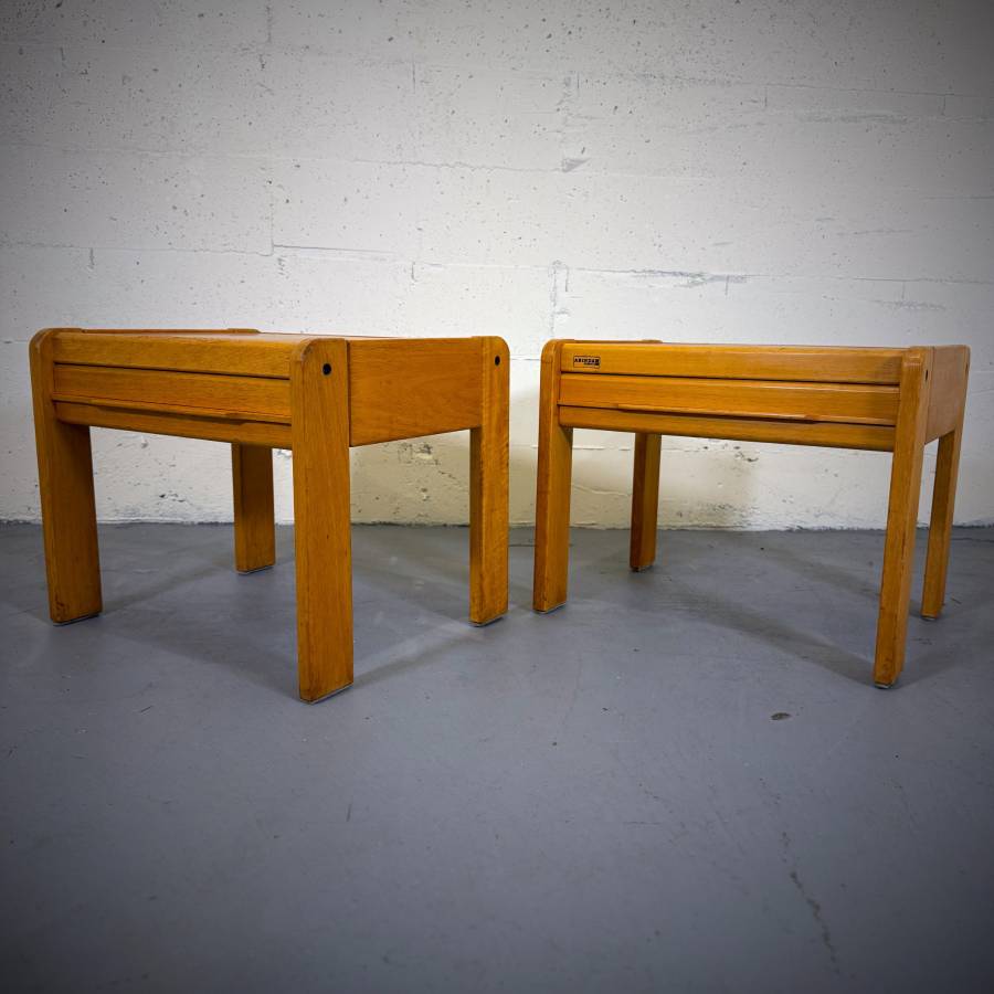Compact mcm vintage teak and oak bedside tables — photograph 5 of 6