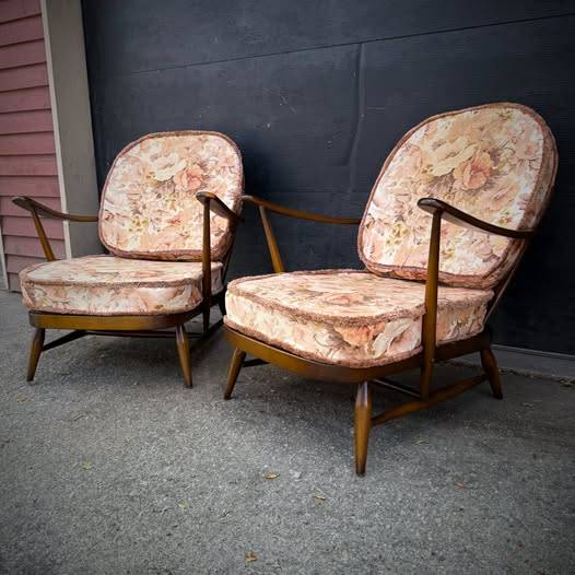 Pair of mid century modern lounge chairs and ottoman by Ercol — photograph 2 of 8