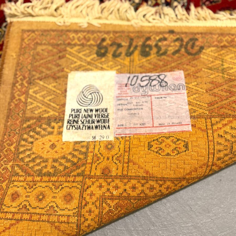 Vintage Turkish high quality wool rug made in Poland — photograph 6 of 6