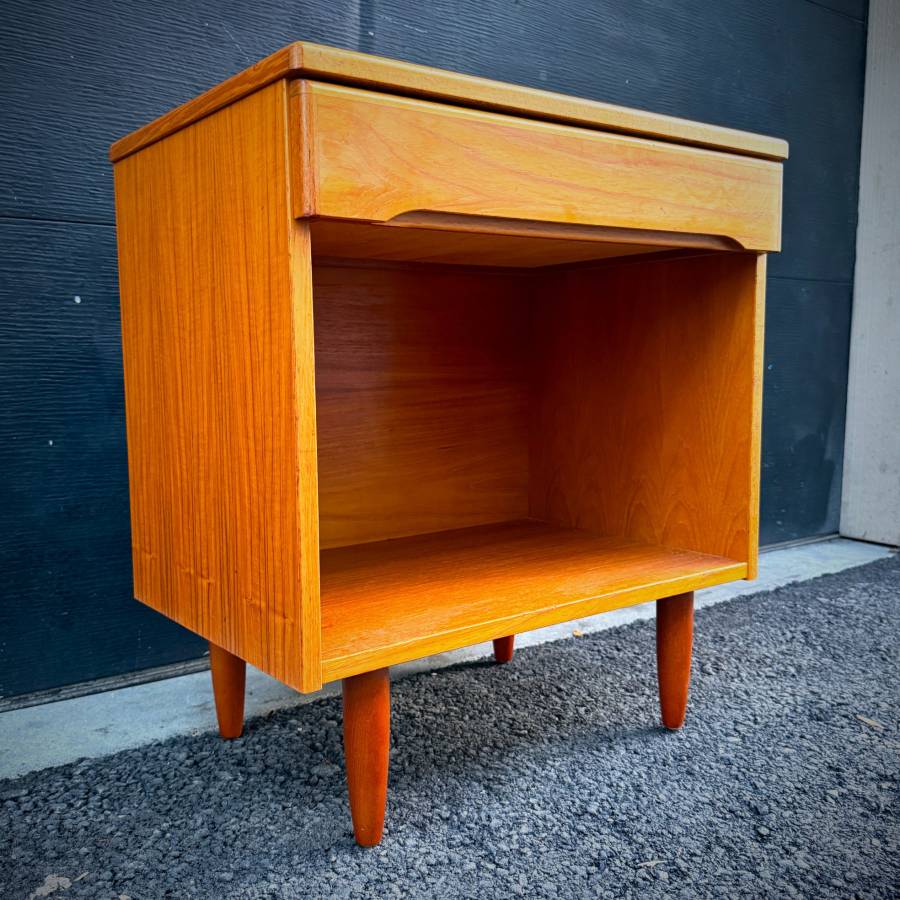 Mid century modern teak bedside table — photograph 3 of 6