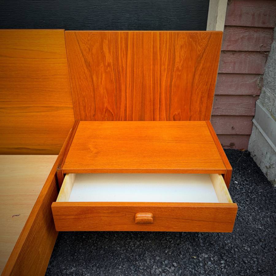 Mid century modern teak platform queen bedframe with night tables — photograph 5 of 6