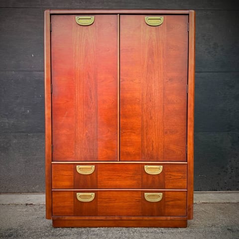 Large mid century modern rosewood chest of drawers by Deilcraft