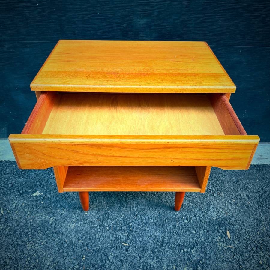Mid century modern teak bedside table — photograph 6 of 6