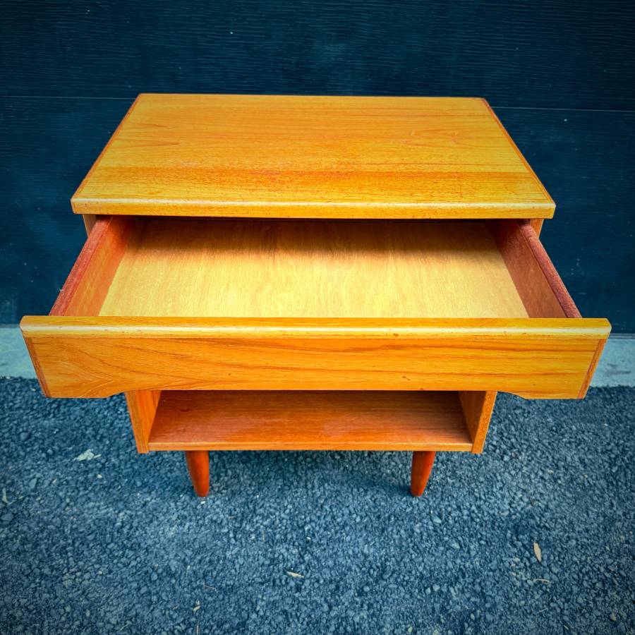Mid century modern teak bedside table — photograph 6 of 6