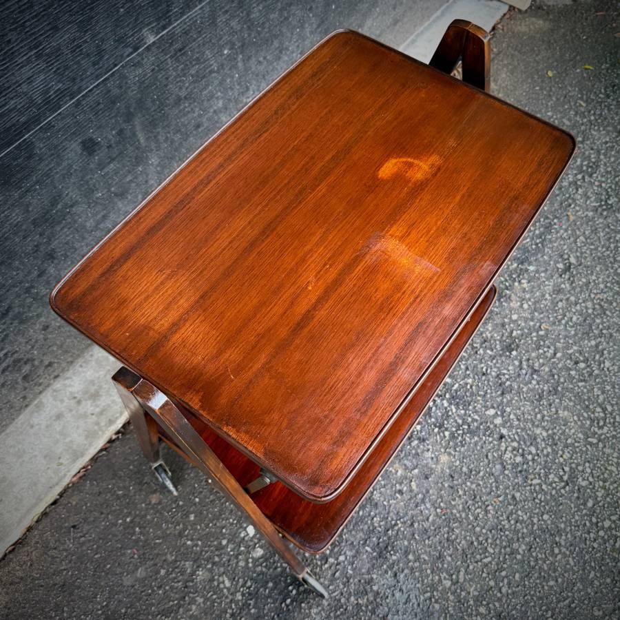 Mid century modern Scandinavian bar cart — photograph 5 of 6