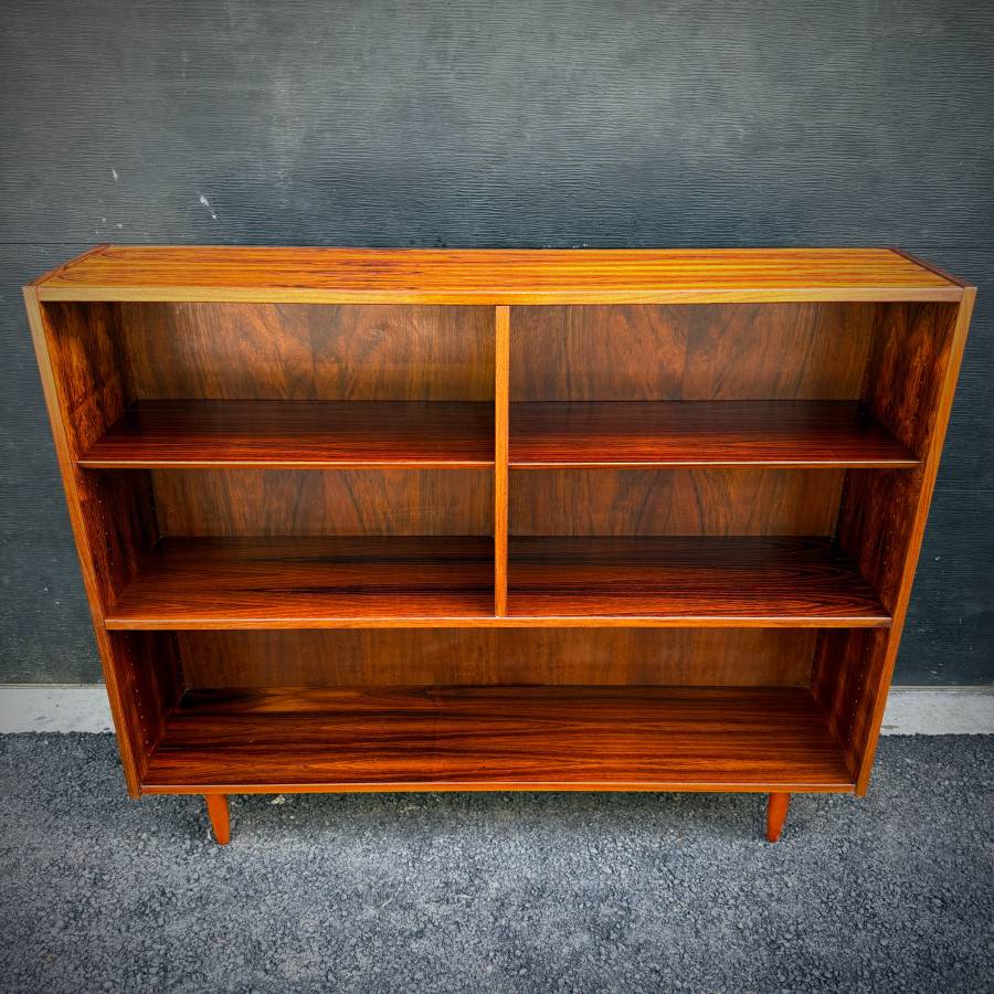 Poul Hundevad danish modern rosewood shelving unit — photograph 4 of 6