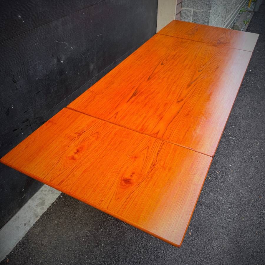 Mid century modern teak dining table with extensions — photograph 5 of 7