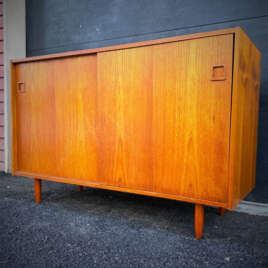 Mid century danish modern teak credenza — photograph 7 of 7