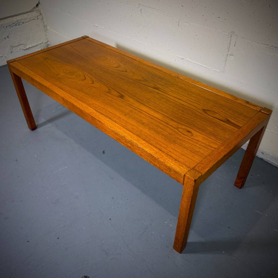 Danish modern teak compact coffee table — photograph 5 of 5