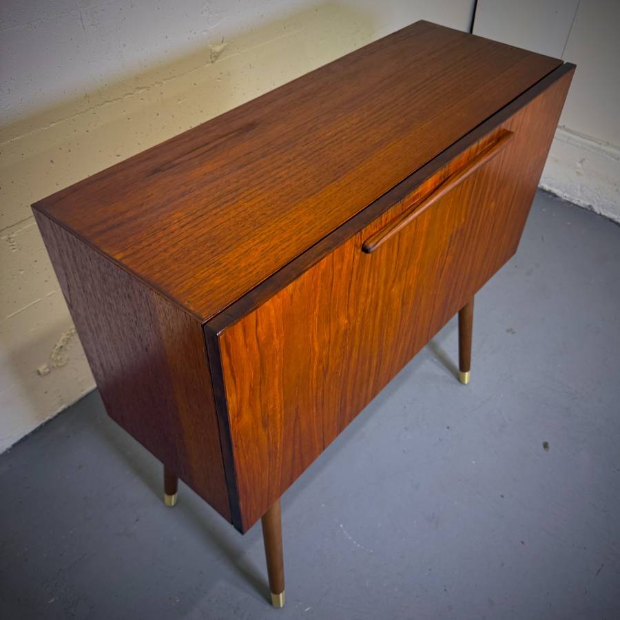 Mid century modern atomic teak drop down bar cabinet — photograph 4 of 6