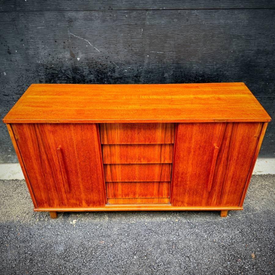 Mid century modern teak mid sized credenza sideboard — photograph 4 of 10