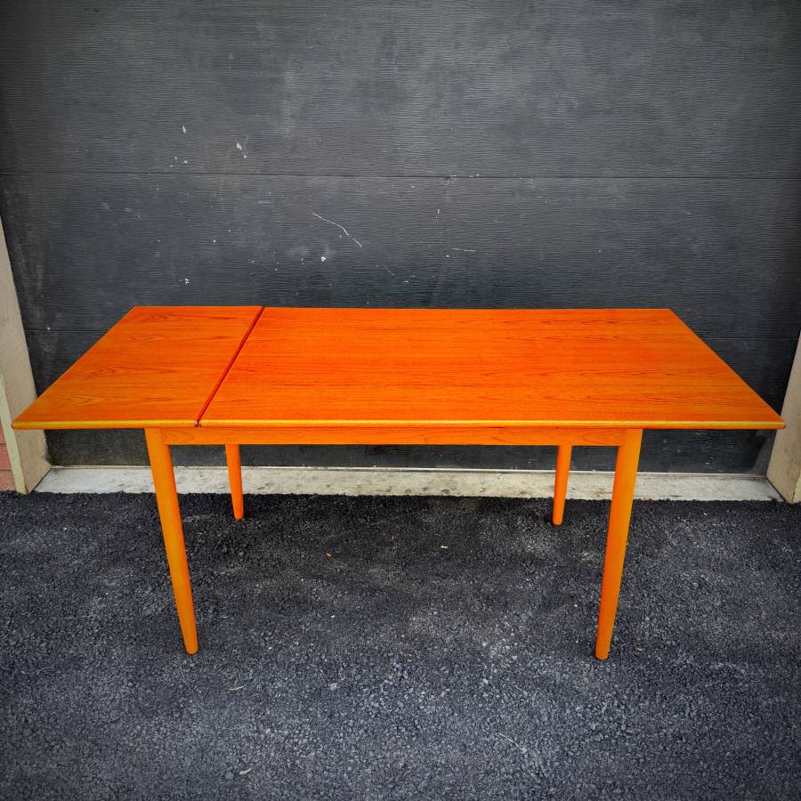 Beautiful danish modern teak dining table with extension — photograph 2 of 7