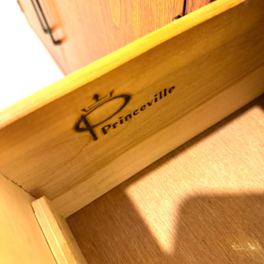 Mid century modern walnut credenza — photograph 7 of 8