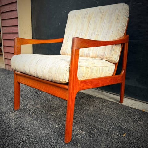 Danish mid century modern teak lounge chair
