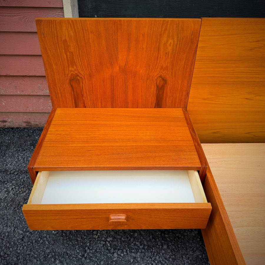 Mid century modern teak platform queen bedframe with night tables — photograph 4 of 6