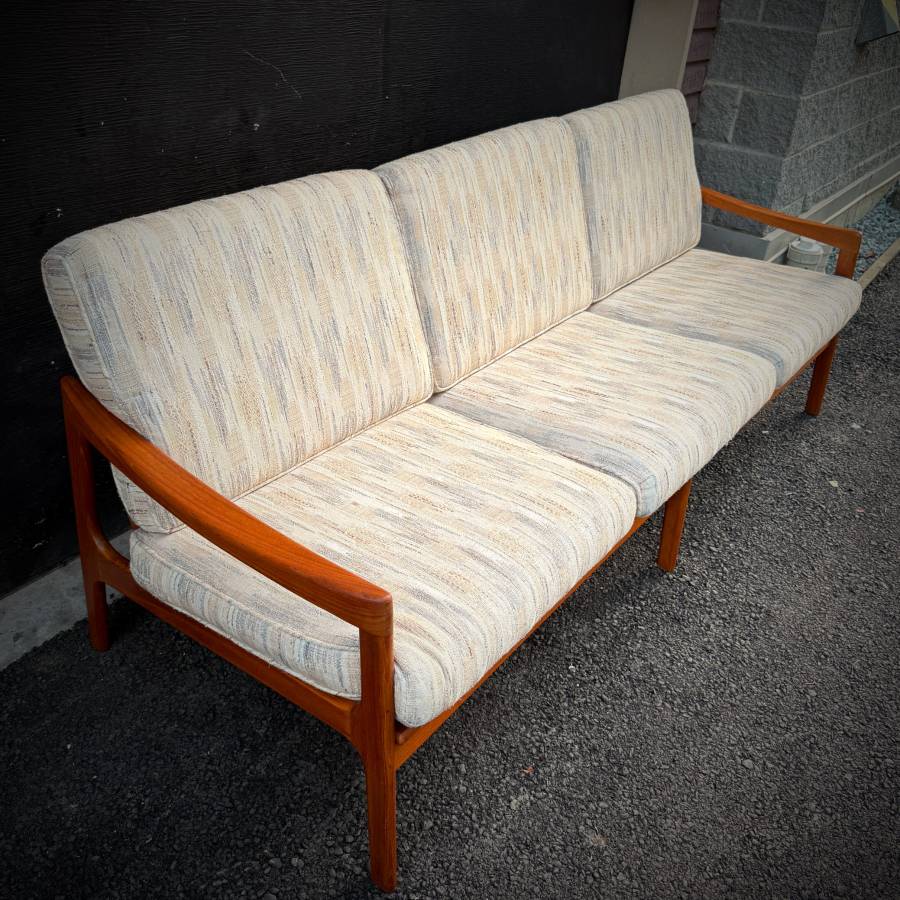 Danish modern teak 3 seater sofa couch — photograph 6 of 9