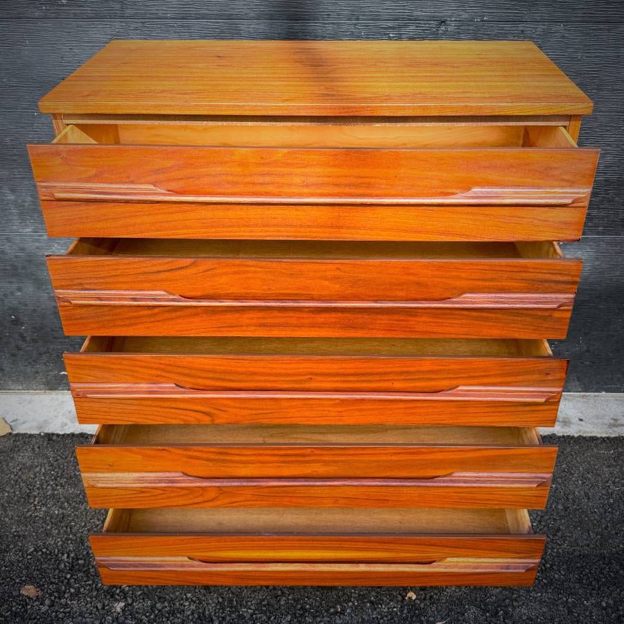 Mid century modern satin walnut tall boy dresser — photograph 5 of 6