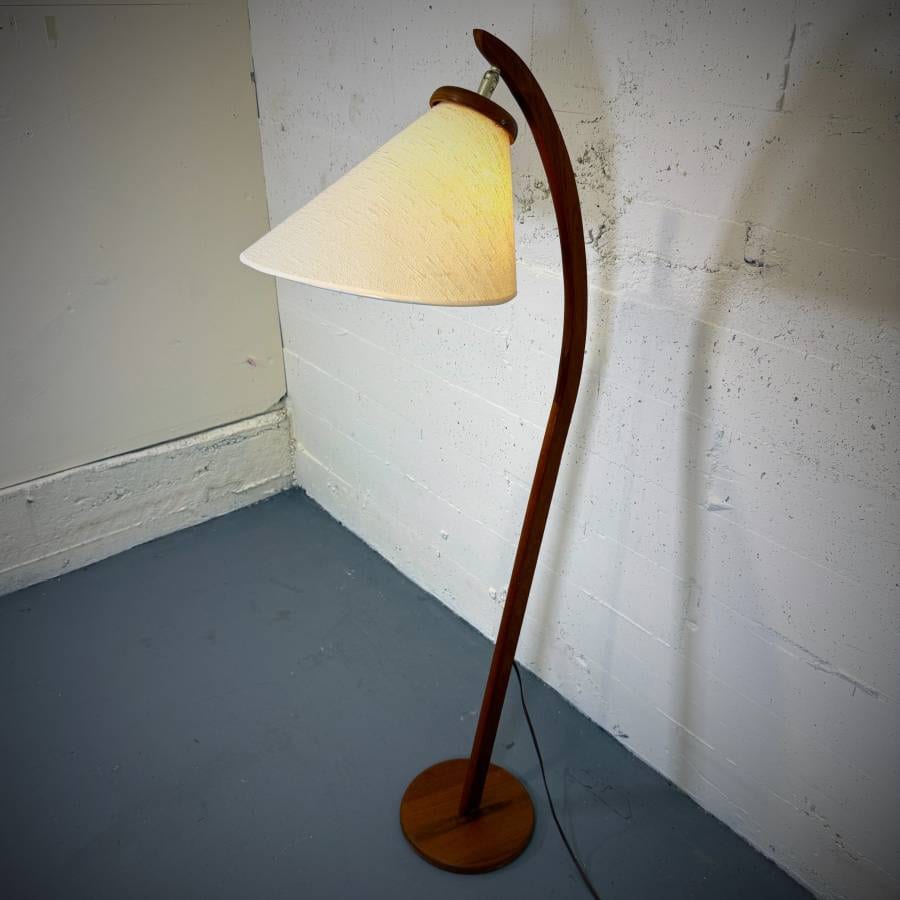 Mid century modern teak arc floor lamp — photograph 7 of 7