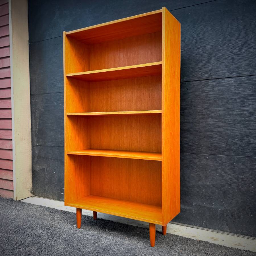 Domino mobler danish modern teak shelf — photograph 3 of 5