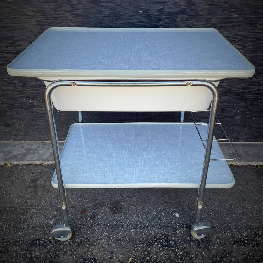 Unique vintage mcm atomic bar cart with sunken ice tray — photograph 2 of 7