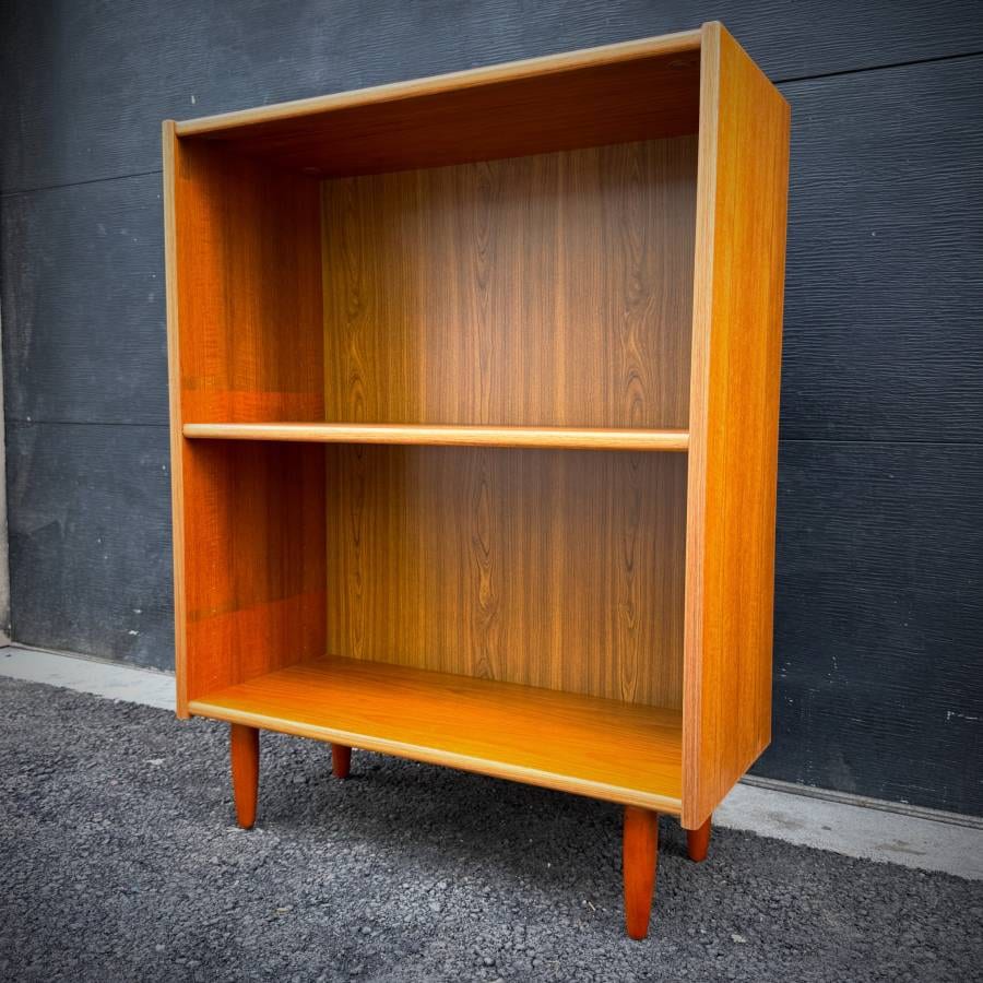 Mid century modern compact record book shelf — photograph 2 of 5
