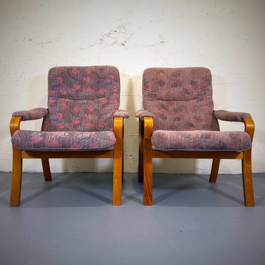 Pair of danish modern teak bentwood lounge chairs — photograph 4 of 9