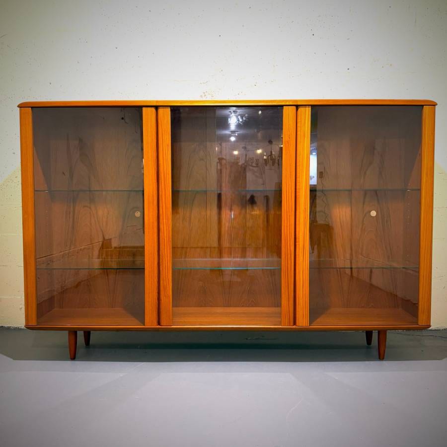 Extra large mid century modern teak and glass shelving unit — photograph 6 of 6