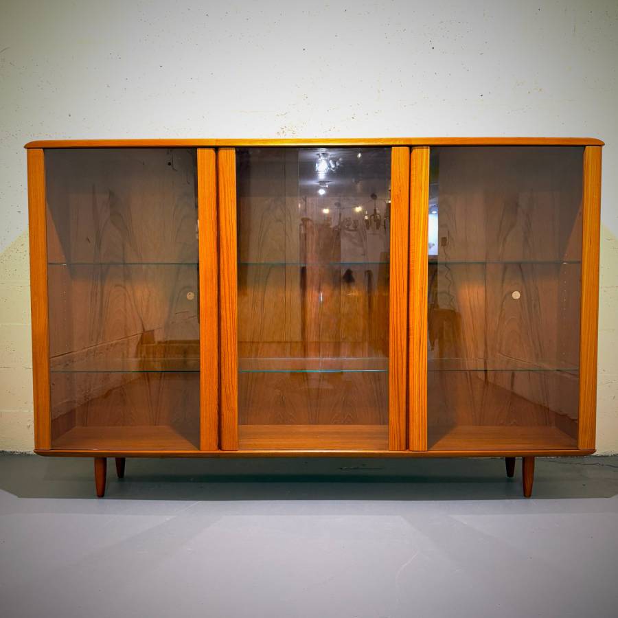 Extra large mid century modern teak and glass shelving unit — photograph 6 of 6