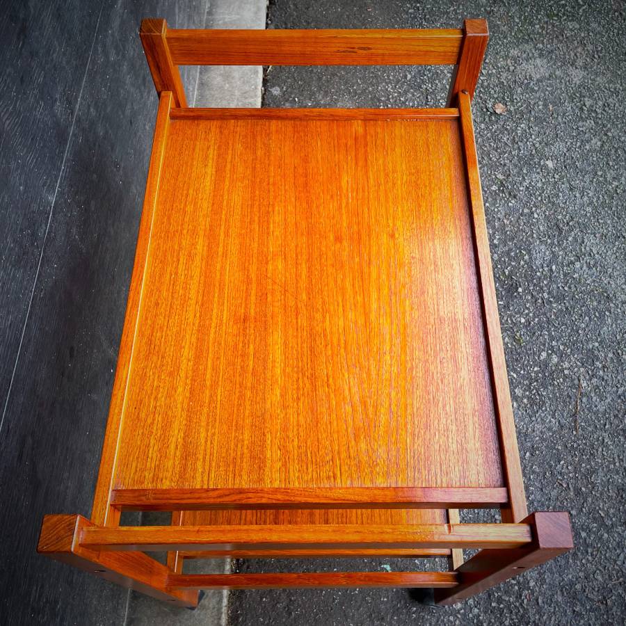 Mid century modern teak bar cart — photograph 6 of 6