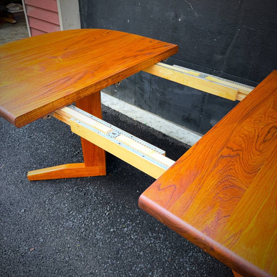 Stunning and rare extra large solid teak dining table made in Montreal — photograph 7 of 10