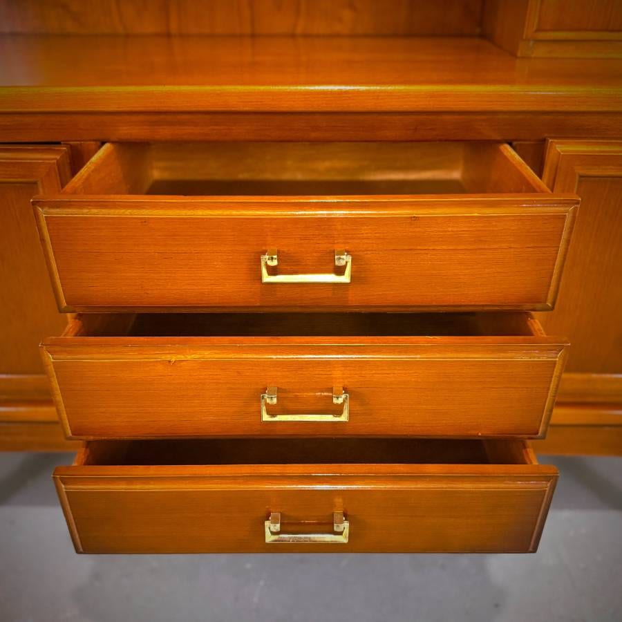 Beautiful mid century modern two piece teak credenza hutch from UK — photograph 9 of 10