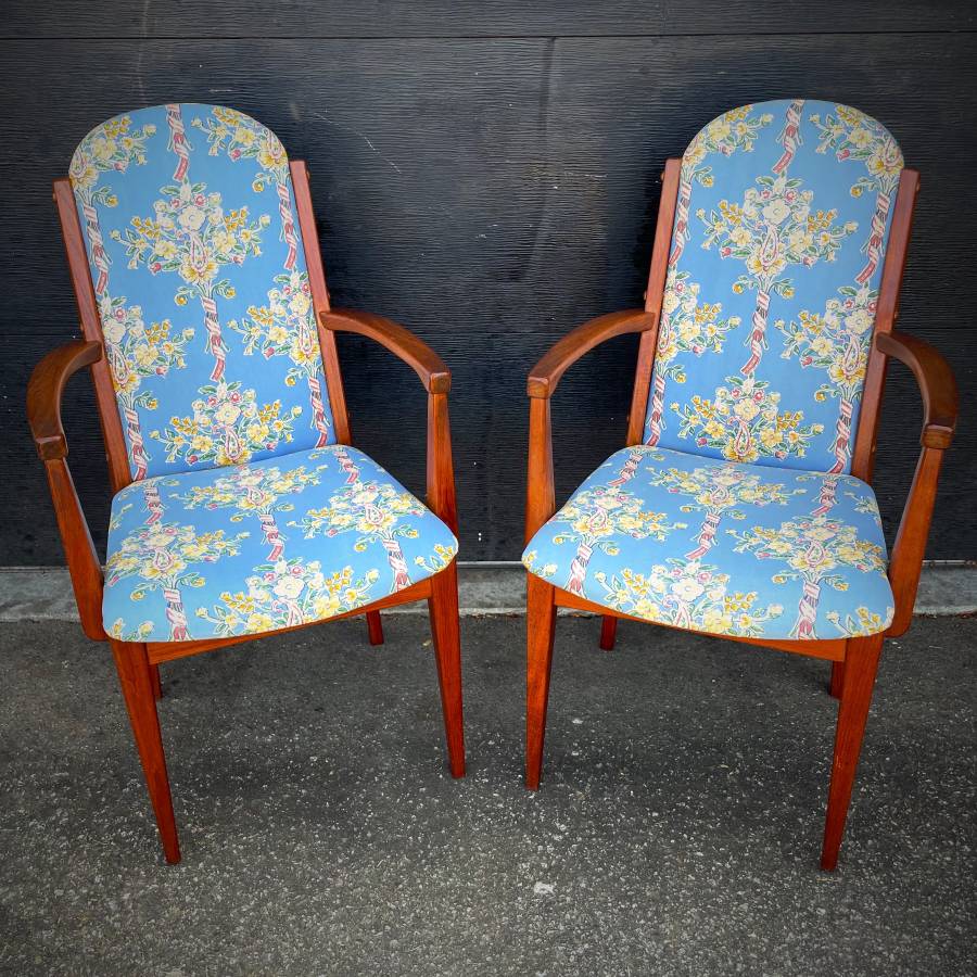 Pair of mid century modern teak arm chairs — photograph 2 of 8