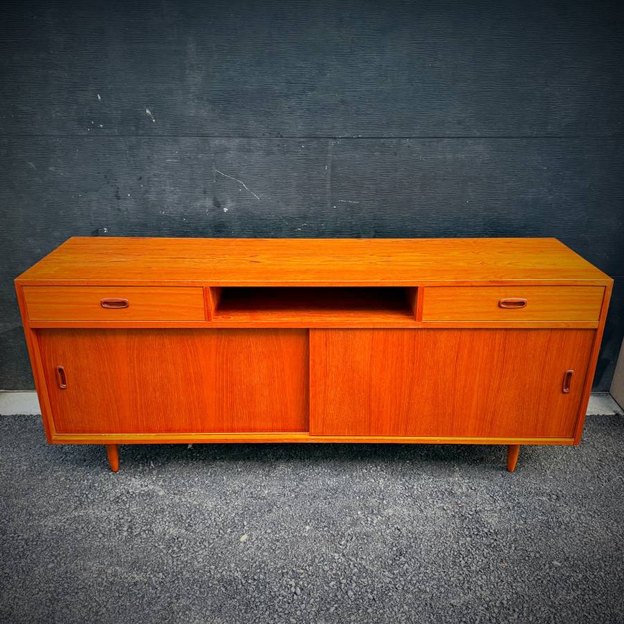 Mid century modern teak credenza — photograph 3 of 8