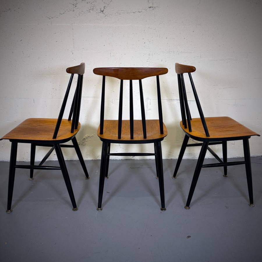 Set of 3 danish modern teak spindle back dining chairs — photograph 5 of 5