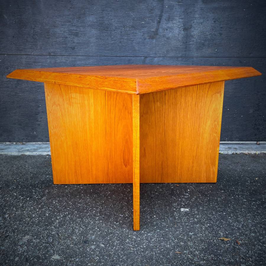 Mid century Scandinavian teak coffee table — photograph 6 of 6