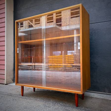 Mid century modern walnut and glass shelving unit