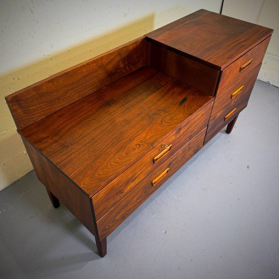 Beautiful solid afromesian teak two tier dresser — photograph 5 of 7