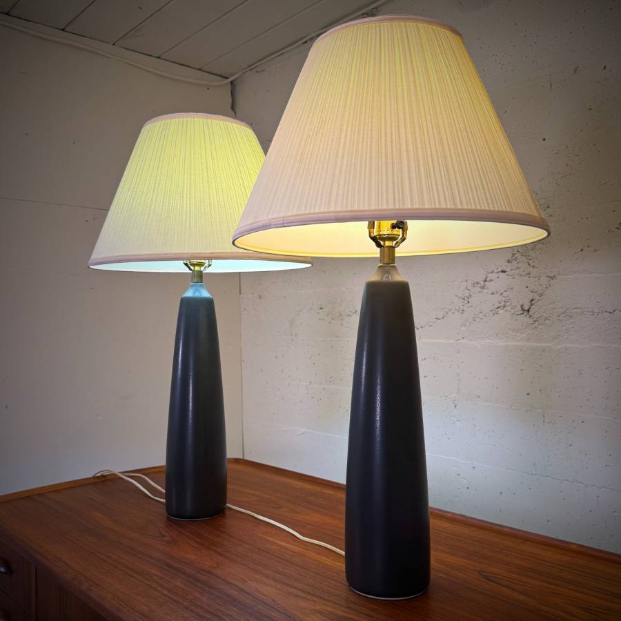 Beautiful pair of mid century ceramic lamps by Lotte Bostlund — photograph 3 of 6