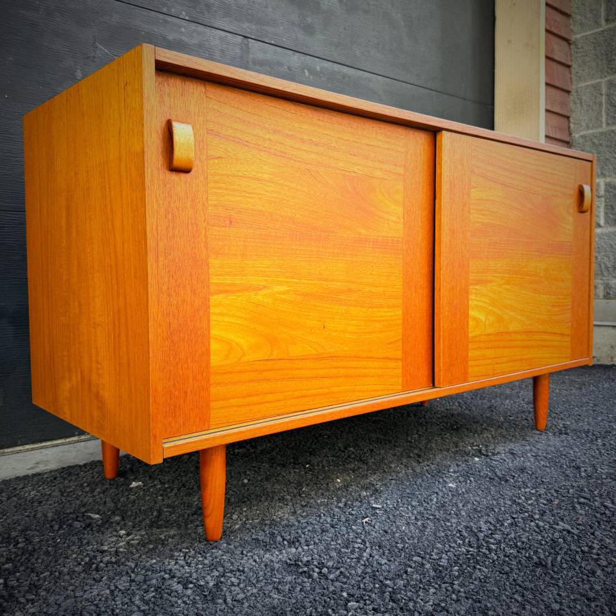 Domino Mobler danish modern teak credenza — photograph 2 of 7