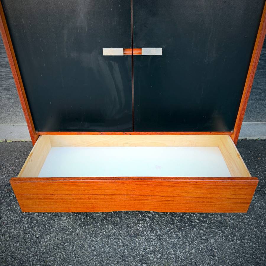 Mid century modern teak wardrobe — photograph 6 of 7