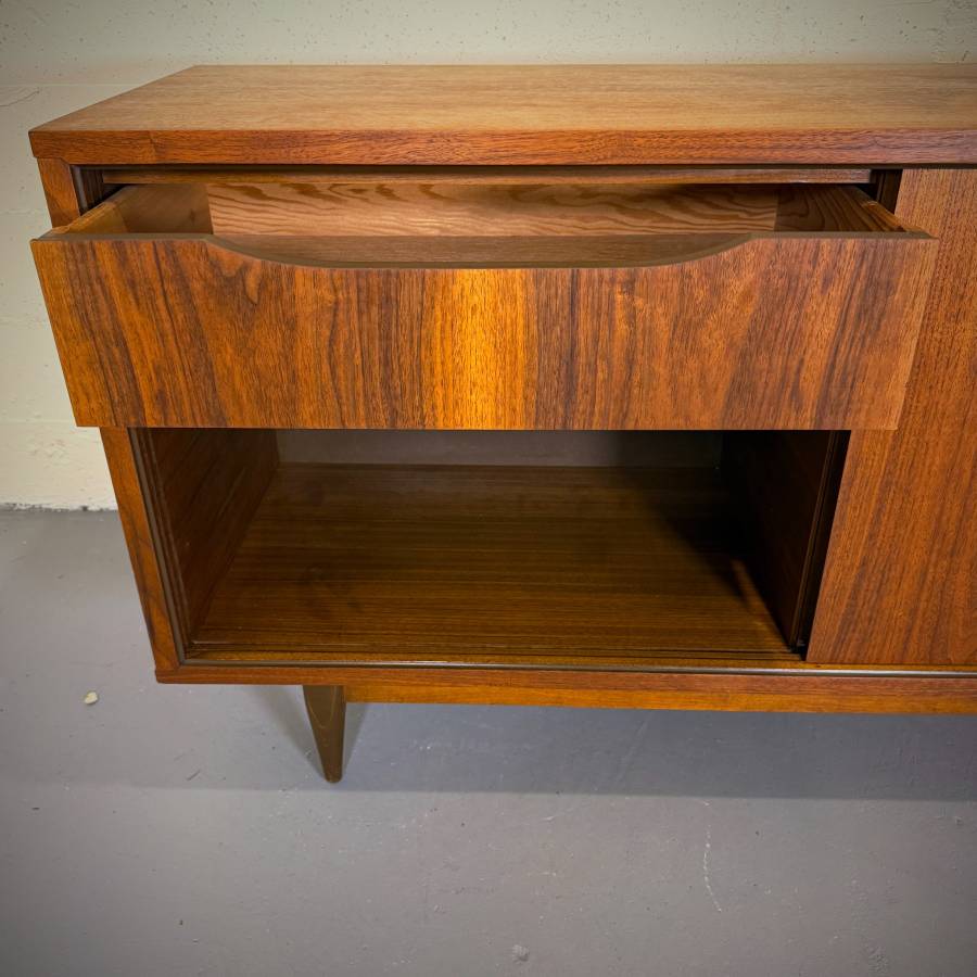 Beautiful mid century modern walnut and glass credenza — photograph 7 of 7