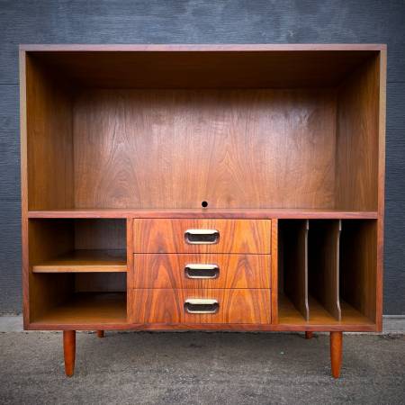 Mid century modern walnut shelving unit