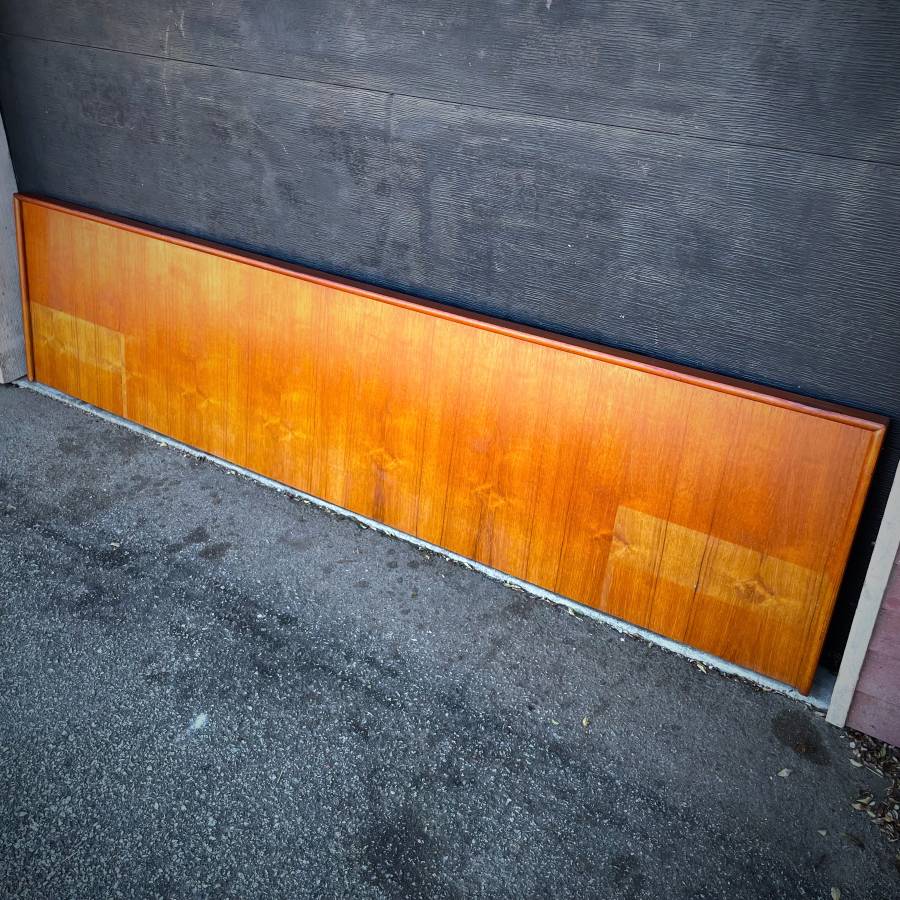 Mid century teak king or queen headboard — photograph 4 of 5