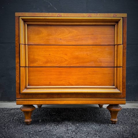Beautiful mcm vintage burled walnut side table