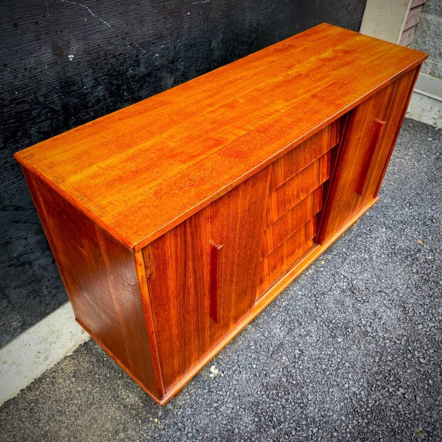 Mid century modern teak mid sized credenza sideboard — photograph 5 of 10