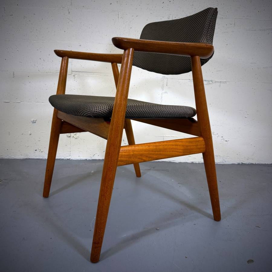 1960s Danish teak Model GM11 Armchair by Erik Kirkegaard for Glostrup — photograph 2 of 7