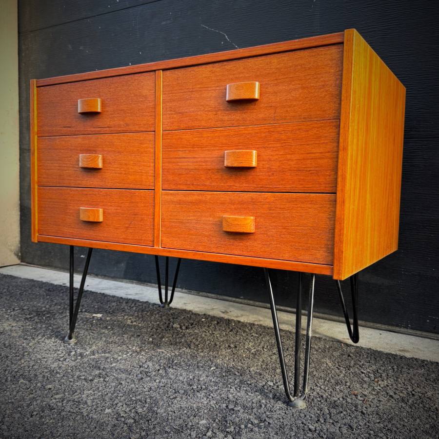 Domino mobler compact mcm teak 6 drawer dresser — photograph 3 of 6